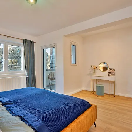 Trifft Zeche By Cordis Sky Fuer Bis Zu 7 Personen 5 Minuten Zur Messe Und Zum Hauptbahnhof Daire