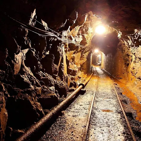 Trifft Zeche By Cordis Sky Für Bis Zu 7 Personen 5 Minuten Zur Messe Und Zum Hauptbahnhof *