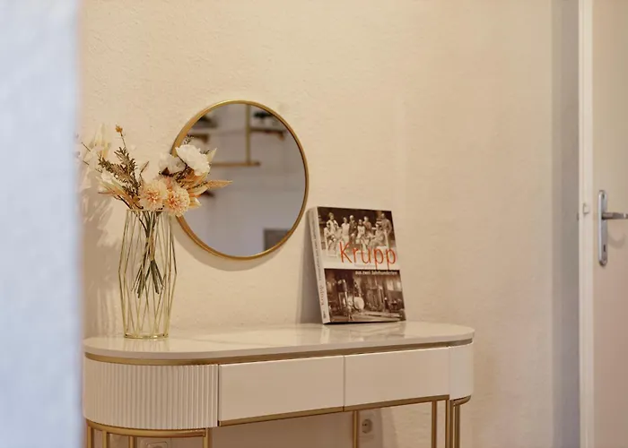 Trifft Zeche By Cordis Sky Fuer Bis Zu 7 Personen 5 Minuten Zur Messe Und Zum Hauptbahnhof Essen